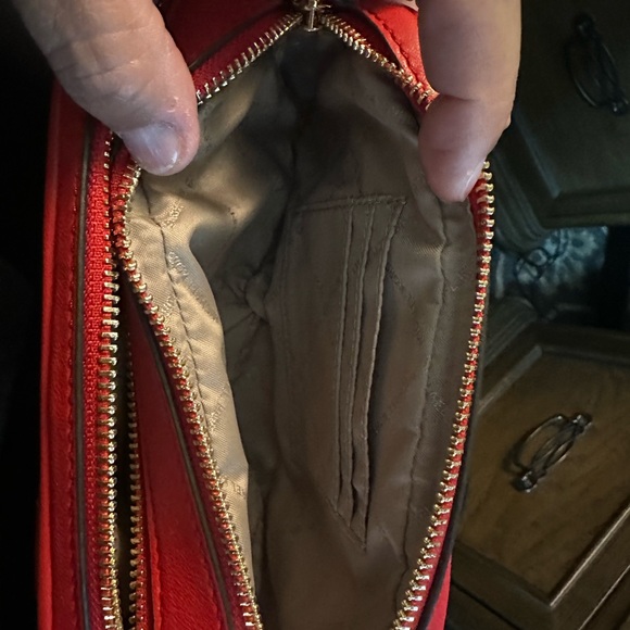 PRIDE MONTH IS COMING UP!!!! Michael Kors PRIDE Crossbody. Used 1 day!!! - Picture 9 of 9